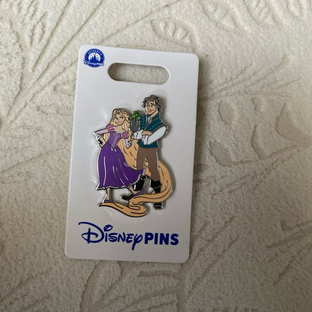 2024 Disney Parks Rapunzel Tangled Flynn Rider Pascal Frying Pan OE pin BNWT